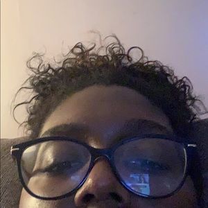 Meet your Posher, Anny